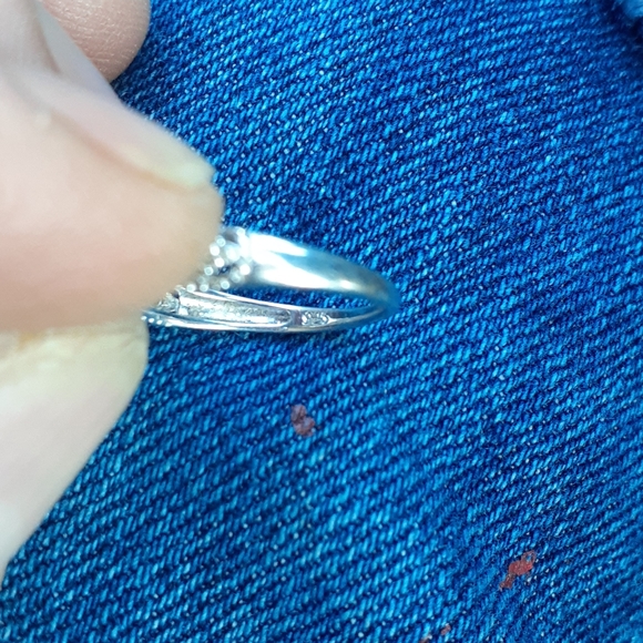 1/2 Kt Diamond and Silver Ring - Picture 2 of 2